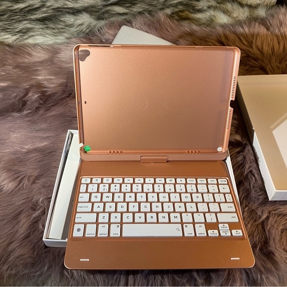 360x all in one 360 degrees keyboard case for iPad 9.7inch - Picture 4 of 5